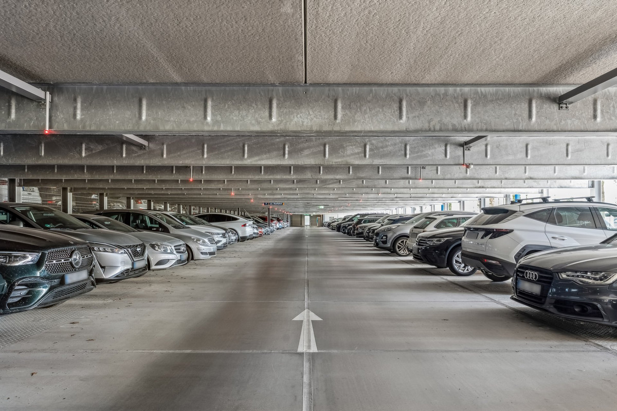  Driveway inside the Easy Airport Parking parking garage at Berlin Brandenburg Airport (BER)